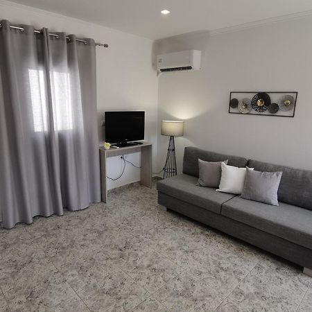 Venus De Milo Apartman Adámasz Kültér fotó