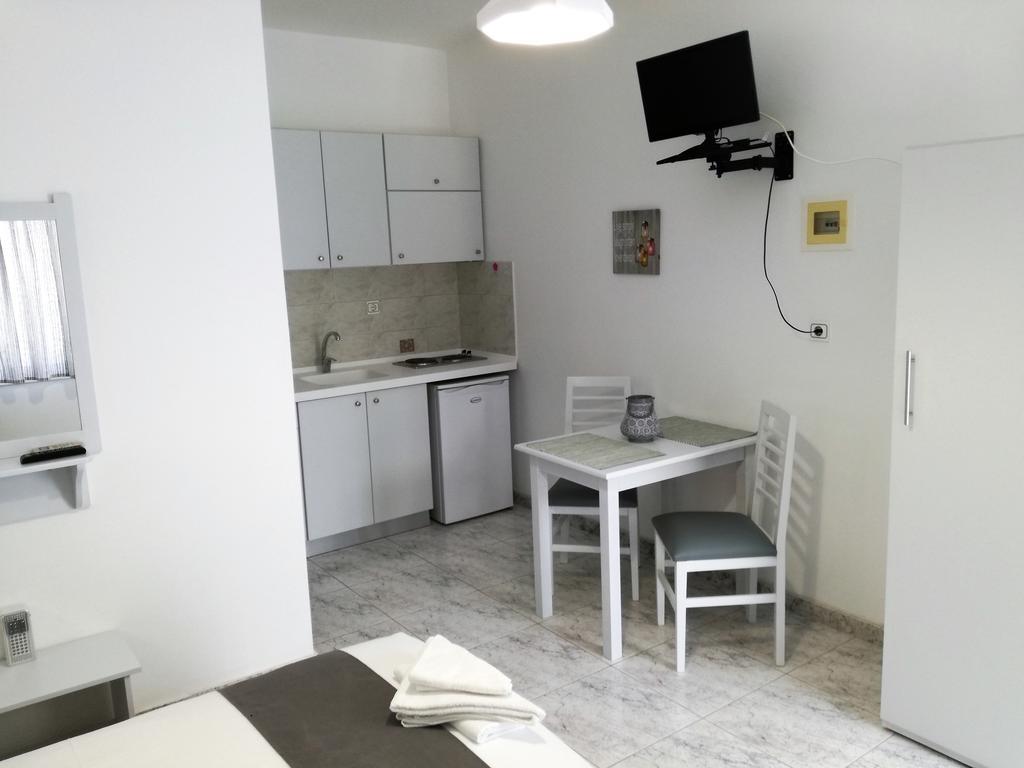 Venus De Milo Apartman Adámasz Kültér fotó