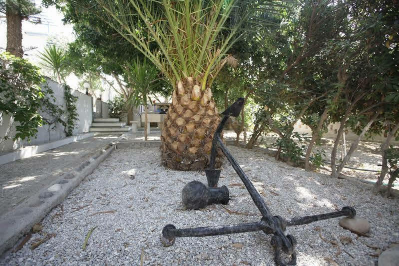 Venus De Milo Apartman Adámasz Kültér fotó